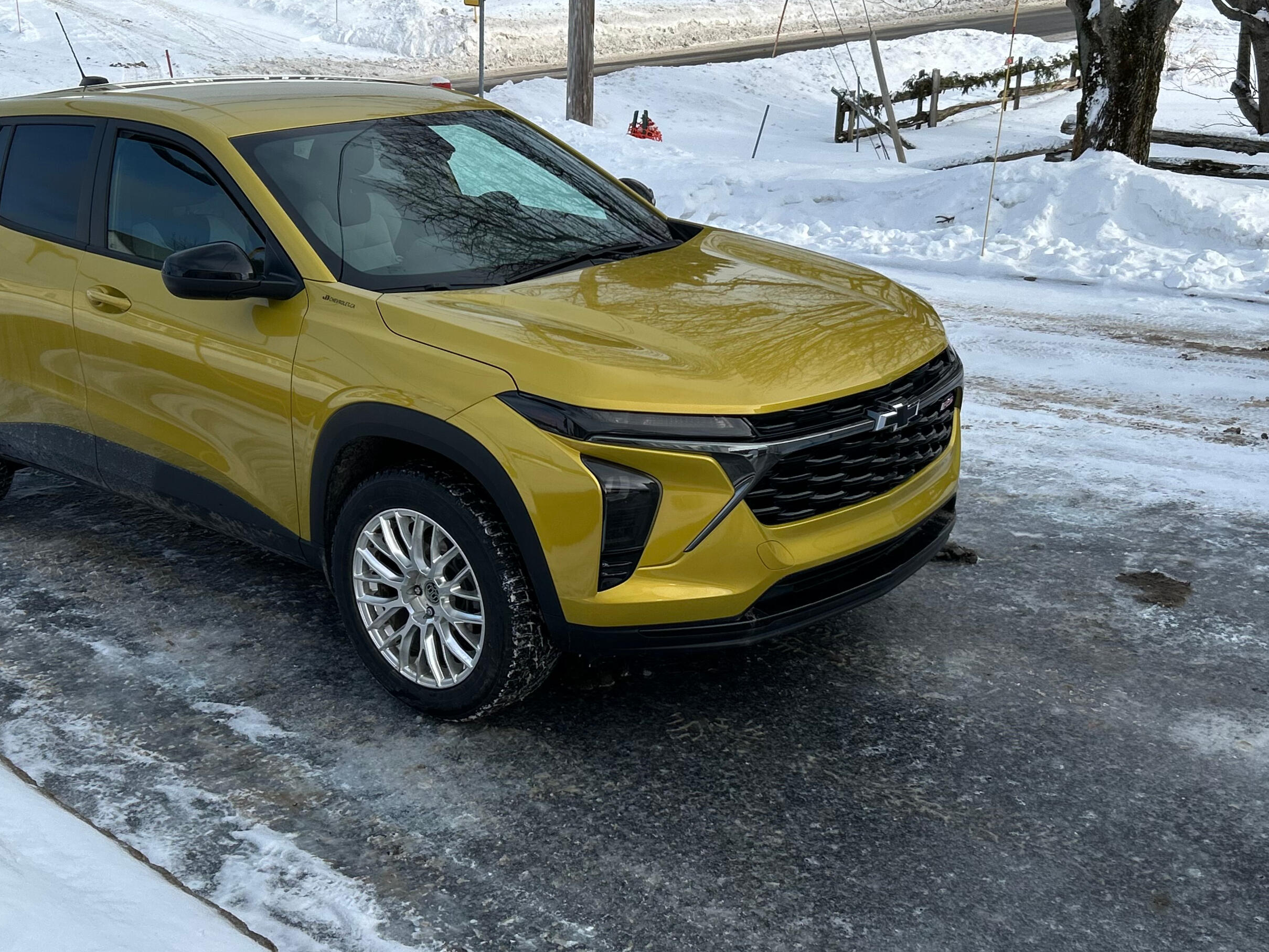 Trax capot complet et phares avant en pare-pierre photochromic